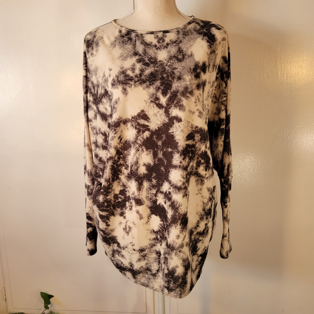 Womens XL Tie Dye Tunic Long Sleeve Stretch
